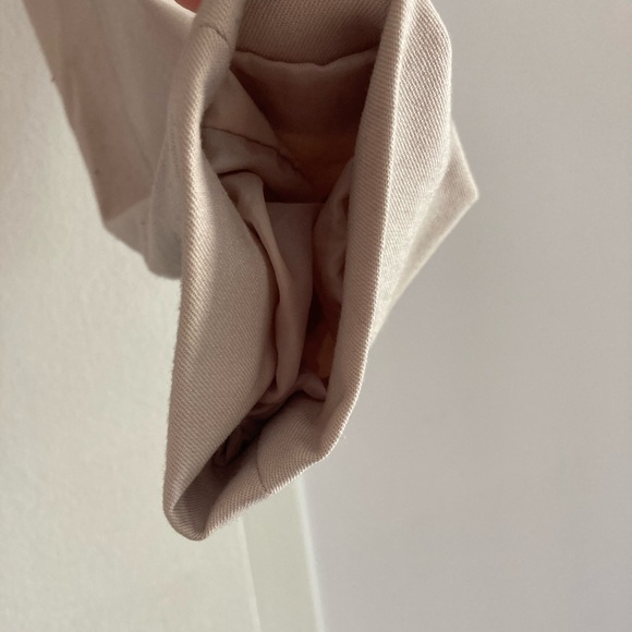 H&M Ruffle Satin Blazer! - Picture 5 of 7